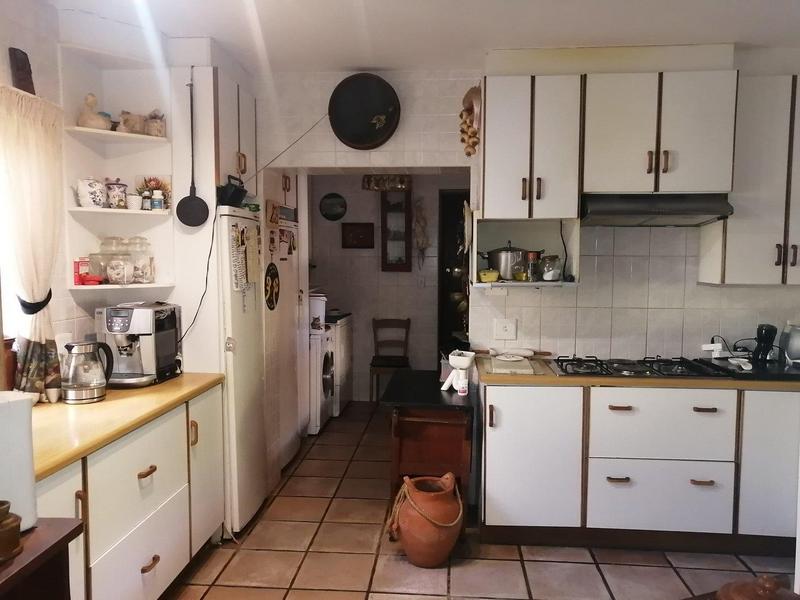 5 Bedroom Property for Sale in Outeniqua Strand Western Cape